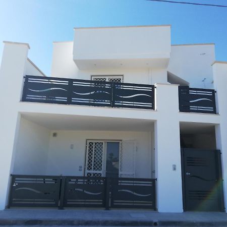 Nuova Costruzione, Vista Mare, 20M Dalla Spiaggia - Casa Vacanza Lido Dell'Ancora Sant Isidoro  Dış mekan fotoğraf